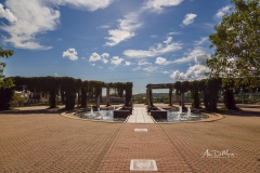Fountain walkway